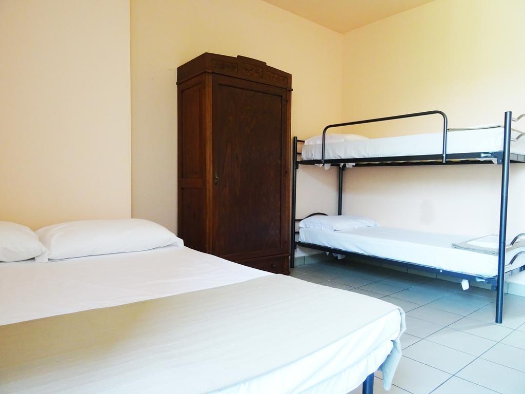 Victoria Hotels Carso Camnago Volta ภายนอก รูปภาพ