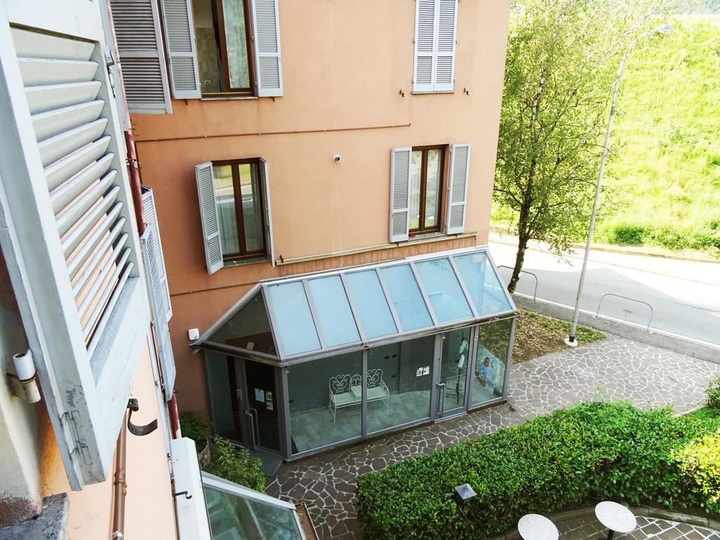 Victoria Hotels Carso Camnago Volta ภายนอก รูปภาพ