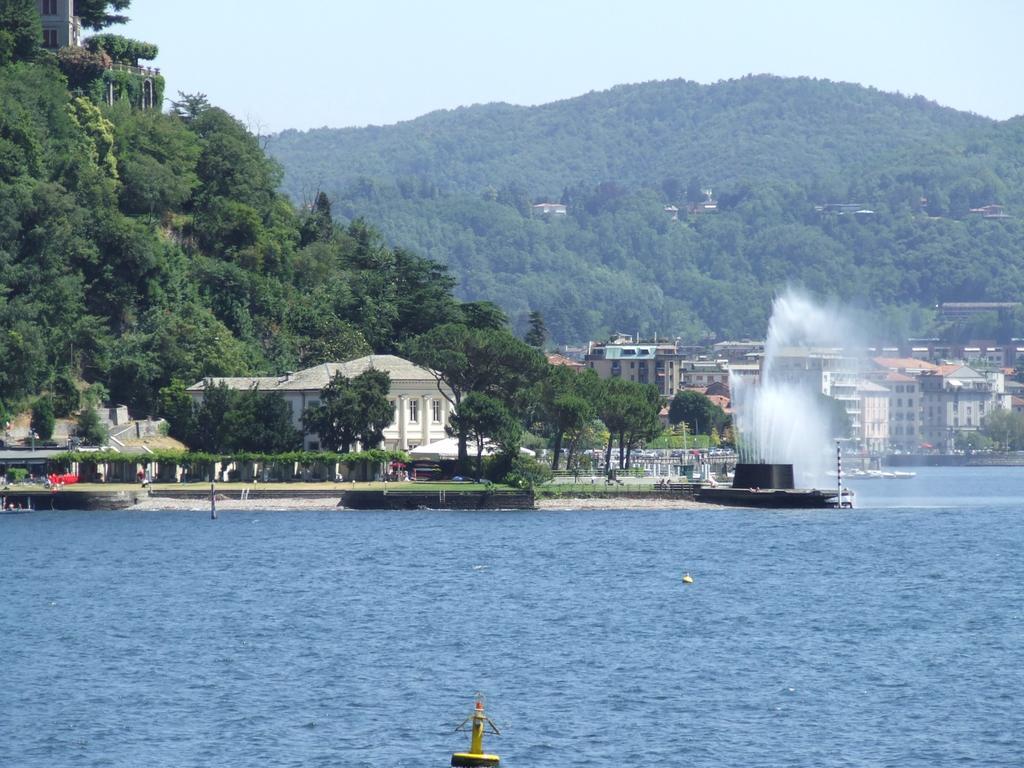 Victoria Hotels Carso Camnago Volta ภายนอก รูปภาพ